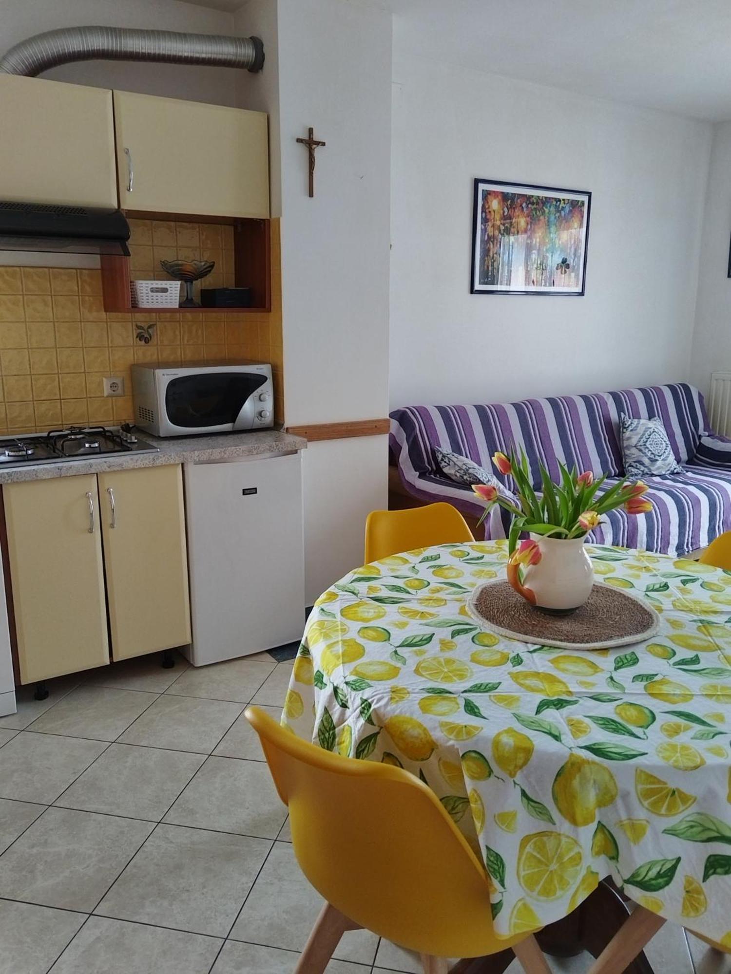 Apartment Ljudmila Vodice Eksteriør billede