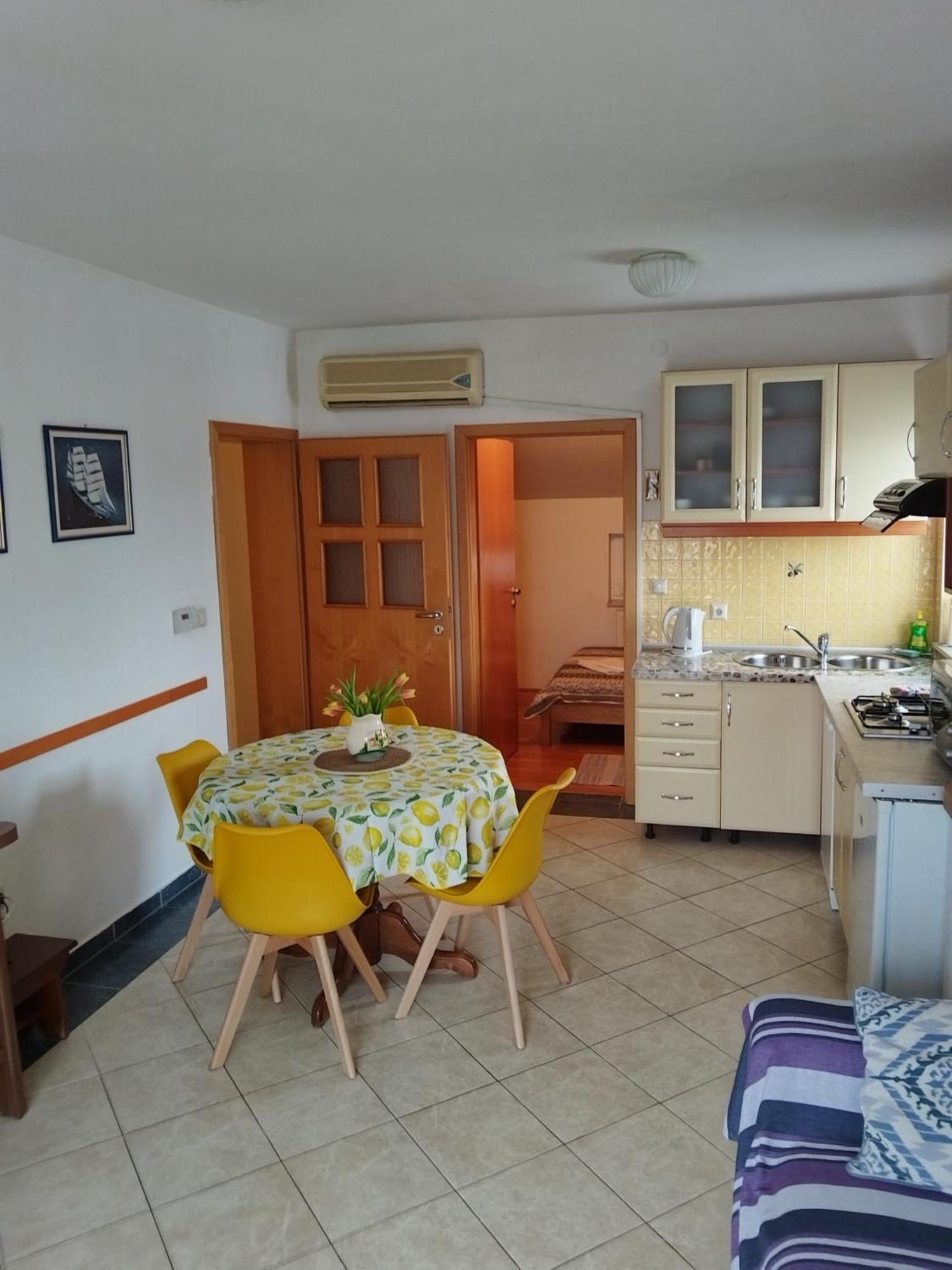 Apartment Ljudmila Vodice Eksteriør billede